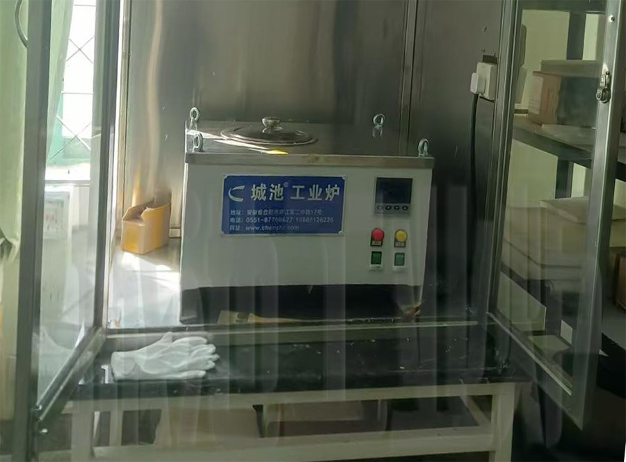 全自动控温医用恒温熔铅炉用户现场